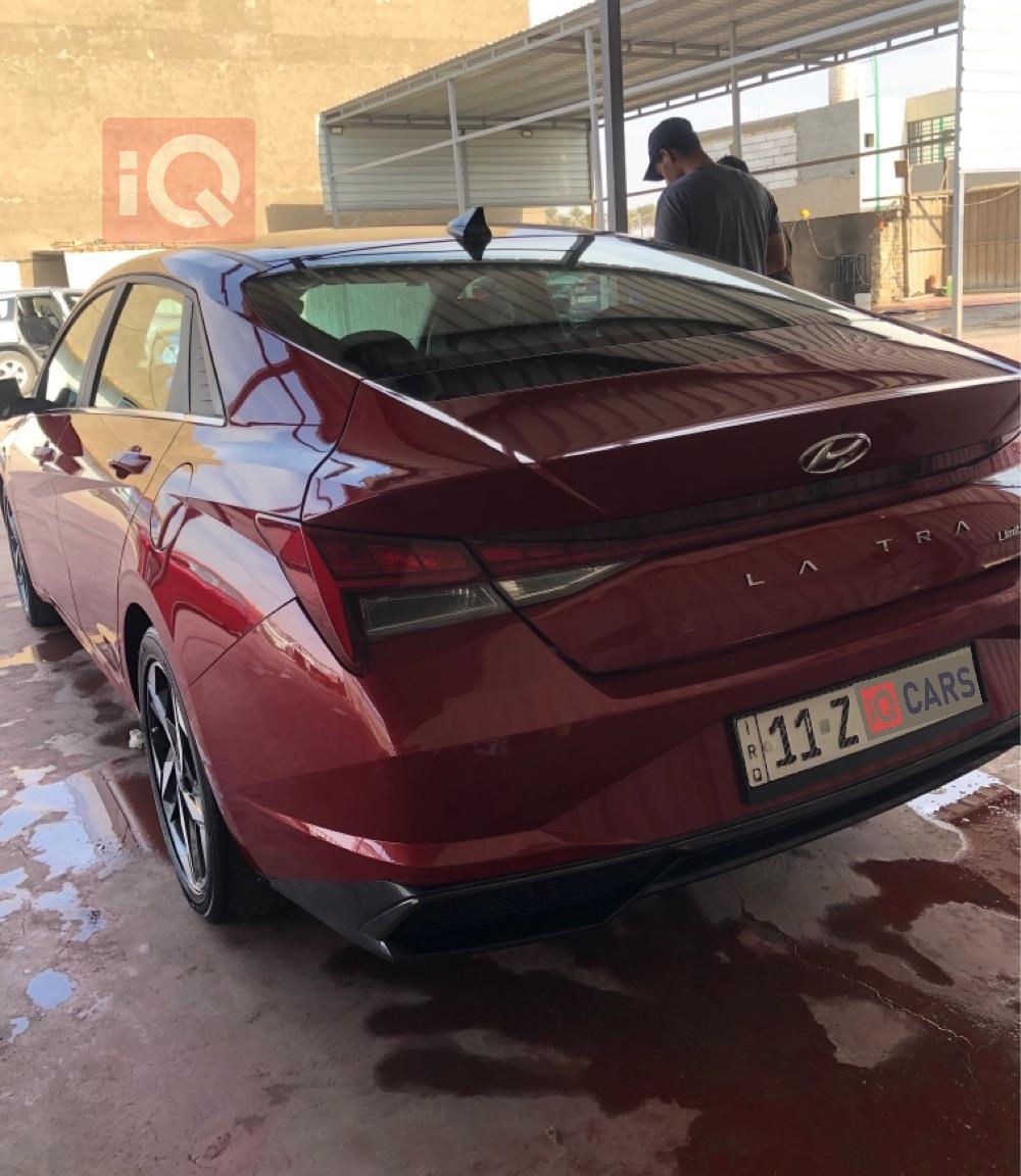 هیوندای ئەلەنترا